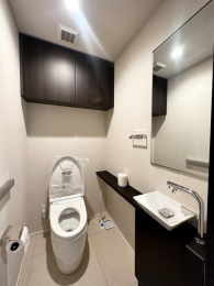 �@�������֍��E��􂢕t���B�@�\���Ɛ������𗼗�