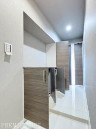 �@�e�ʂ��傫���V���[�Y�N���[�[�b�g