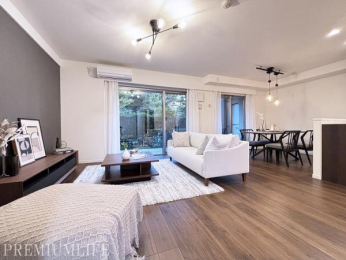 @VKmx[V{BKȋZԂɐ܂ς܂B