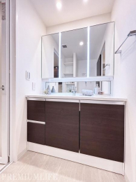 @V[t̐ʉϑɐVKς݁B̐gxxKɁB