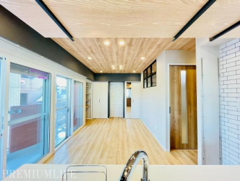 @Ƒ̃R~jP[V~ɂΖʎLb`B