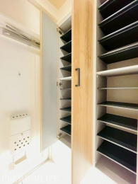 @[ʖLxȃg[TCỸV[Y{bNXBI̍O\Ȃ̂ŗlXȑ傫̌C[ł܂B  