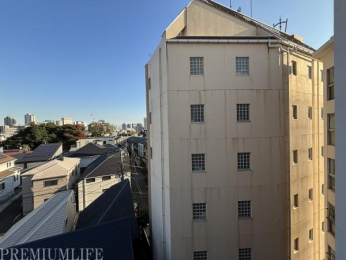 �@�J�����̂��钭�]�ŁA�C�����̗ǂ��������߂����܂��B