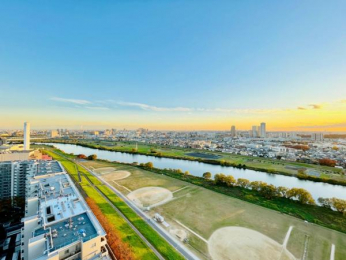 @̗Yȗ]ށA܂ŊĜ悤Ȓ]L܂B