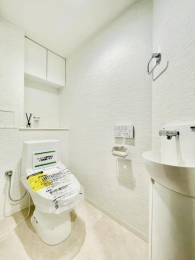 @݌˒Iɂ̓gCbgy[p[[łĕ֗B񉷐@\tŉKɂp܂B