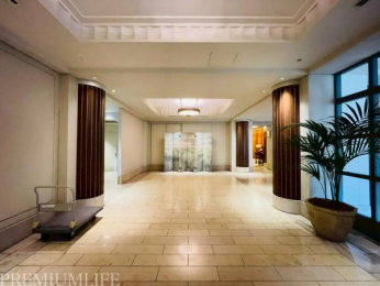 �@�m���f�U�C���̃��r�[