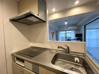 @R~jP[V₷AΖʎLb`BƑFlƐH鎞A݂ȂŉbȂ痿邱Ƃł܂B