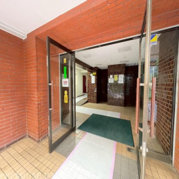 �@�L�߂̃G���g�����X�ł��o�}���B������������A���q�������S�B