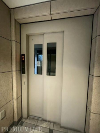 �@�G���x�[�^�[�����ŁA��K�ւ̈ړ������K