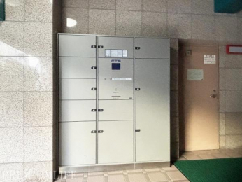 �@�s�ݎ��ł��ו����󂯎��A�Ĕz�B�˗��̎�Ԃ��Ȃ����z�{�b�N�X�B�l�b�g�ʔ̂Ȃǂ�p�ɂɗ��p����������S�ł��ˁB