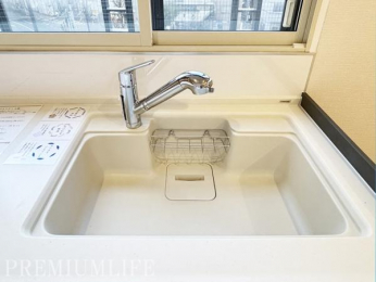 �@���t�H�[���ς݂̉��K�ȃL�b�`��