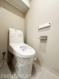 �@���������ӂ����K�ȃg�C���X�y�[�X