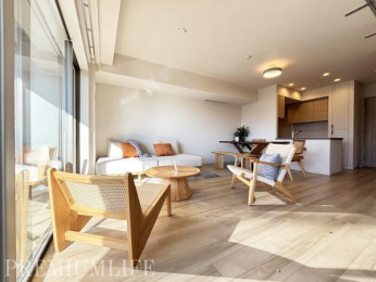 �@�Ƒ��̉�b�����R�ɒe�ޖ��邢���r���O