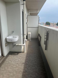 �@��炵�ɏ�����^���閾�邢�o���R�j�[���