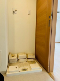 �@���ʏ��ɂ͐���@�u���ݒu���̉��ɂ���A�������Ȃ��݌v