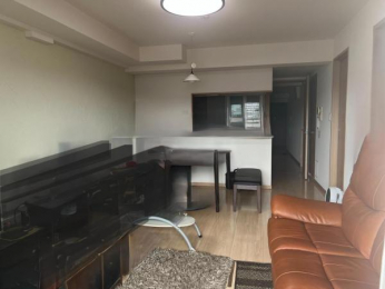 �@�Ƒ��c���ɂ҂�����̃��r���O���