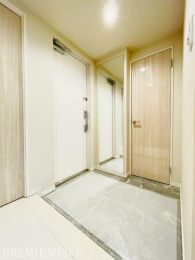 �@�L�����ւŗ��q�������S