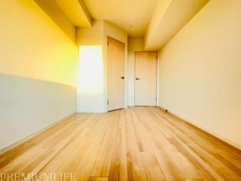 �@�R���p�N�g�Ȏ��[�X�y�[�X������A�������X�}�[�g�ɕۂĂ܂��B