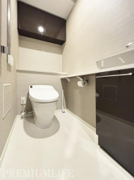 �@��􂢃X�y�[�X�t���ŉq���I�Ɏg����g�C��