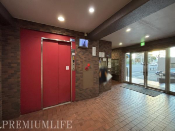 �@�G���x�[�^�[�����ŁA��K�ւ̈ړ������K