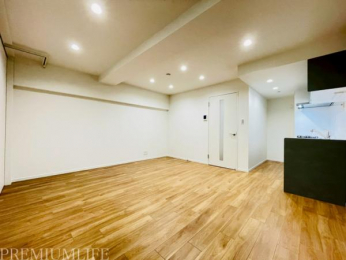 �@�Ƌ��z�u���₷��10���̍L�X���r���O