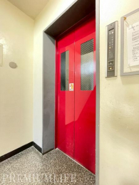 �@�G���x�[�^�[�����ŁA��K�ւ̈ړ������K