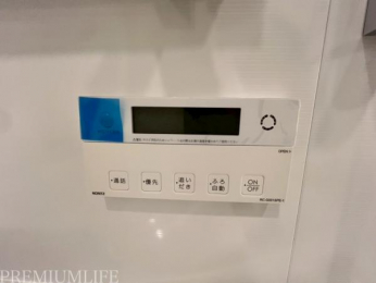 �@�ǂ������A�I�[�g�o�X�@�\�𓋍�