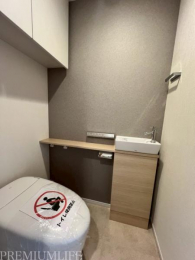 �@�R���p�N�g�Ȑ��ʑ���g�C���㕔�Ɏ��[�I����