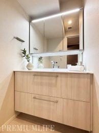 �@���[�L�x�ŃX�b�L���Еt�����ʋ��