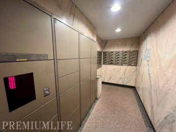 �@��z�{�b�N�X�����ŁA�s�ݎ��̉ו��󂯎����X���[�Y�B�Z�������X�̐������T�|�[�g