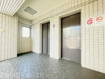 �@�d���ו���x�r�[�J�[�̈ړ����X���[�Y�ȃG���x�[�^�[����