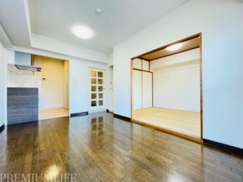 �@�L�b�`����a���Ɍq����X���[�Y�Ȑ����������m�ۂ��ꂽ�݌v