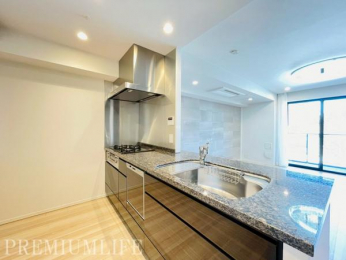 �@�������ȃf�U�C���ŗ������y�����Ȃ���