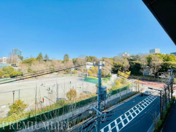 �@�΂�g�߂Ɋ������鉸�₩�Ȓ���