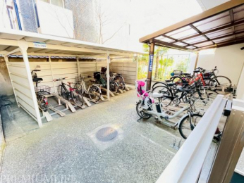 �@�~�n���ɂ͒��֏������