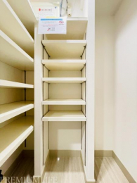 �@����������[�\�ȃV���[�Y�{�b�N�X