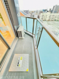 �@���󕨂�������o���R�j�[