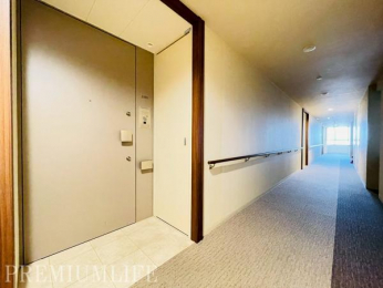 �@�z�e���̂悤�ȓ��L���݌v