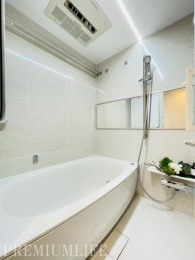 �@�o�X�^�C�����y���݂ɂȂ閾�邢����