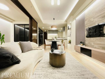 �@�A�N�Z���g�N���X�ƊԐڏƖ������������a�����A�܂�Ń��f�����[���̂悤�Ȑ������