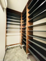 �@��e�ʂ̃V���[�Y�{�b�N�X�ł���������[�\