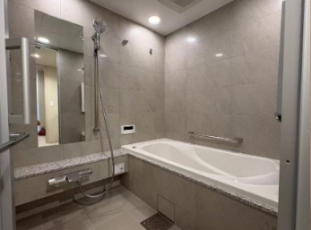 �@�o�X�^�C�����y���݂ɂȂ閾�邢����