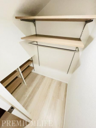 �@��e�ʃE�H�[�N�C���N���[�[�b�g�Ŏ��[�[��