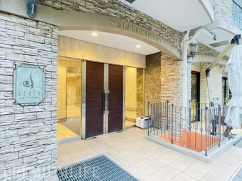 �@�������������͋C�̃G���g�����X����炵���ʂ�