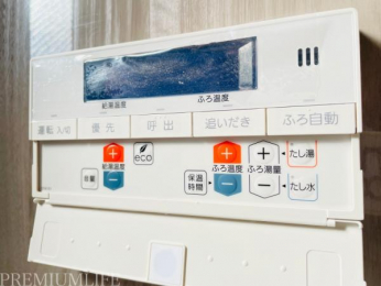 �@�ǂ������A�I�[�g�o�X�@�\�𓋍�