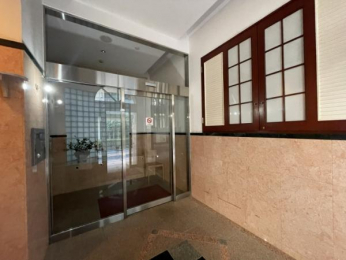 �@�I�[�g���b�N�t���G���g�����X�ň��S