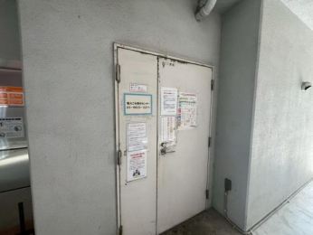 �@24���ԗ��p�\�ȃS�~�̂ď������