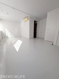 �@�N���[�[�b�g��������m���́A�ߗނ�ו�������������[