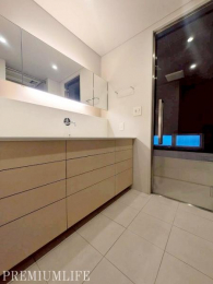 �@�����h�A����������Ƃ����f�U�C���ŁA���ʎ��Ƃ̂Ȃ��肪���R�Ɋ������܂��B