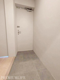 �@�A��シ���ɋC�����悭�}���Ă���錺�փX�y�[�X�B